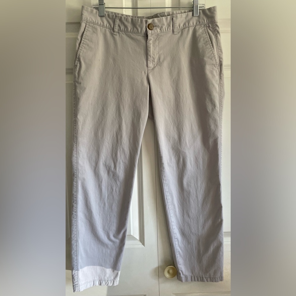 GAP Girlfriend Khaki, straight leg, size 8 regular. Light grey.